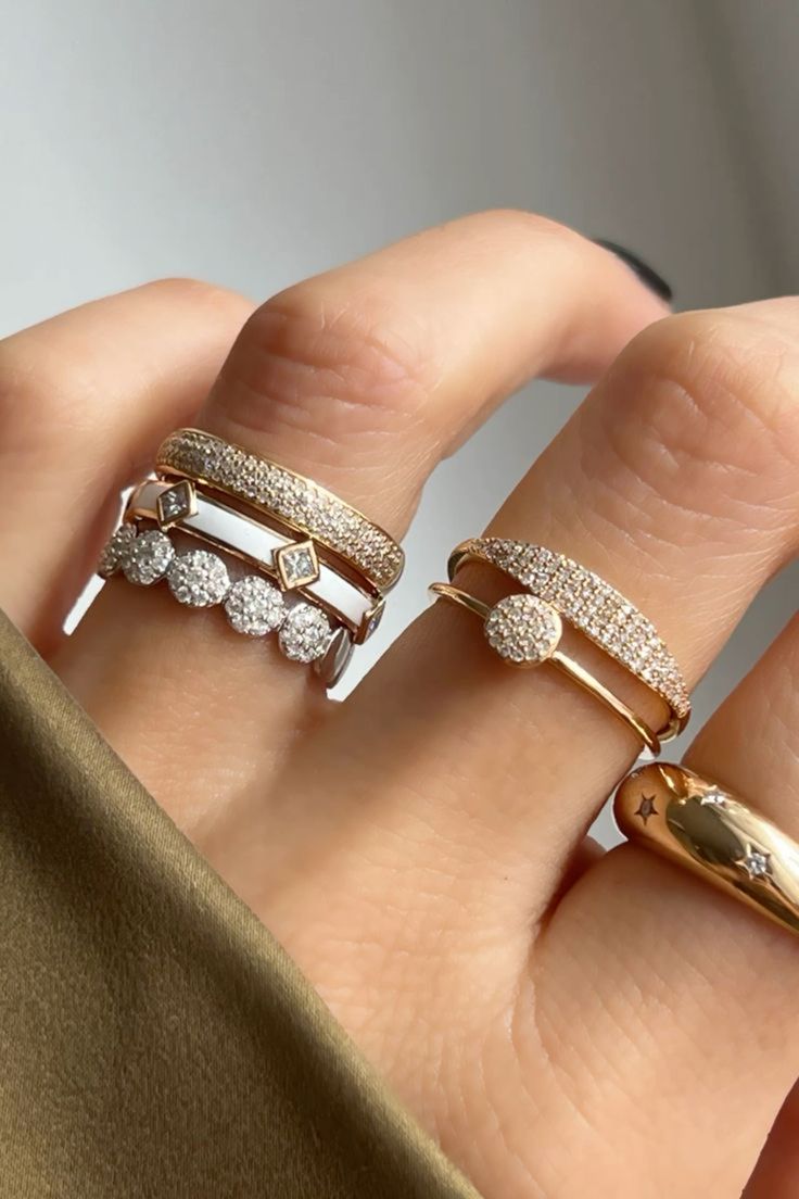 Anillos